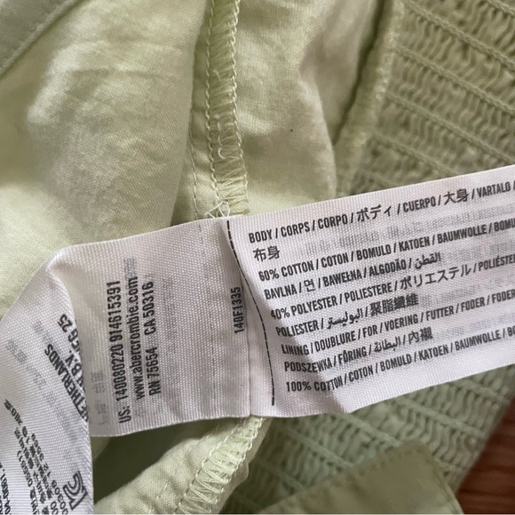 Abercrombie & Fitch Crop Top Womens Medium Green Button Up Casual Minimalist - Picture 7 of 7